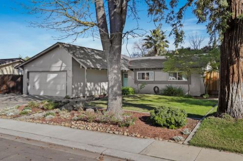 1633 Sheldon Dr, Modesto, CA 95350-0549