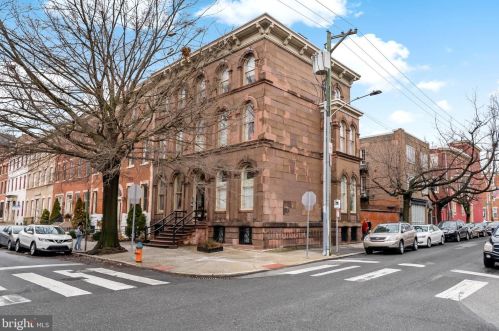 1901 Green St, Philadelphia PA  19130-3248 exterior
