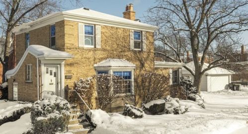 7522 Kedzie St, Niles, IL 60714-2538