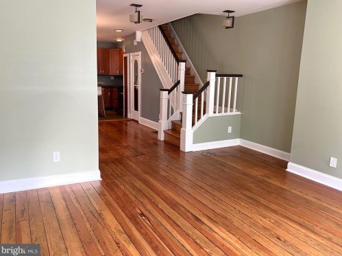 1229 12 St, Philadelphia PA 19147-4903 exterior