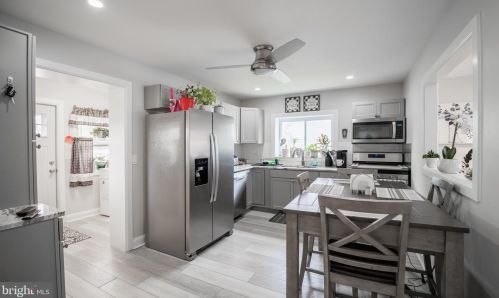 132 Robbins Ave, Trenton NJ 08638-3719 exterior