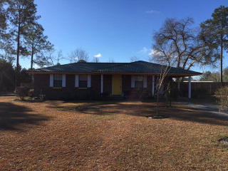 61 Vickers Dr, Douglas, GA 31535-6158