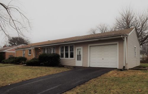 3925 214th St, Matteson, IL 60443-2416