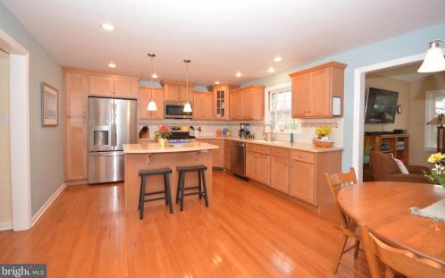 1949 Rachael Dr, Lancaster PA  17601-3627 exterior