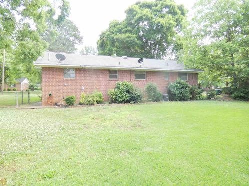 14 Woodlawn Ave, Hampton, GA 30228-2945