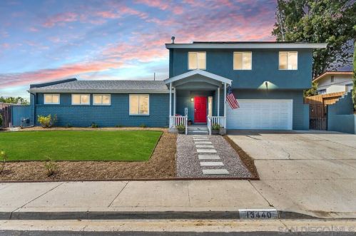13440 Carriage Rd, Poway, CA 92064-3704