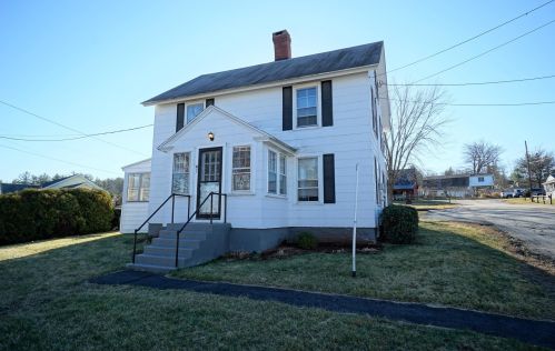 47 Granite St, Allenstown, NH 03275-1954
