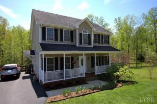 1093 Moonlit Cove Ln, Lynchburg, VA 24503-5602