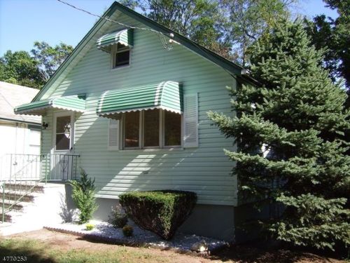 2079 Allen St, Rahway, NJ 07065-4401