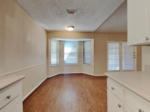 6144 Mackneal Trl, Fort Worth TX  76148-3613 exterior