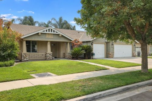2332 Caprice Dr, Turlock, CA 95382-8628