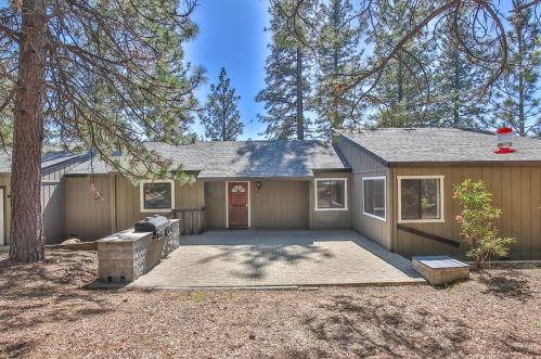 3630 Sugar View Rd, Meadow Vista, CA 95722-9410