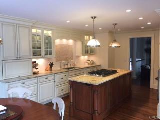165 Grumman Ave, Norwalk CT  06851-1805 exterior