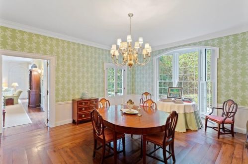 2867 Habersham Rd, Atlanta GA  30305-2939 exterior