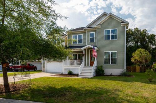 2913 Thornrose Ln, Mount Pleasant, SC 29466-9331
