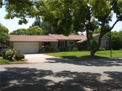 2578 Dorchester Dr, Riverside, CA 92506-1569