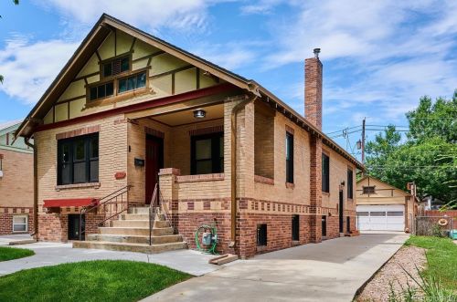 1425 Quitman St, Denver, CO 80219-3745