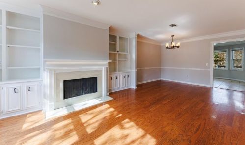 866 Lenox Oaks Cir, Atlanta GA  30324-2839 exterior