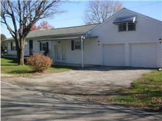 1679 Laurel Ave, Columbus, OH 43223-2819