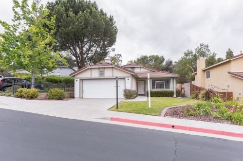 851 Day Lily Ct, San Marcos, CA 92078-4575
