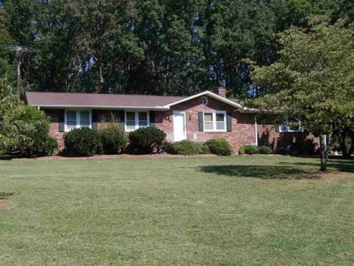 438 Pine Top Dr, Belton, SC 29627-9526