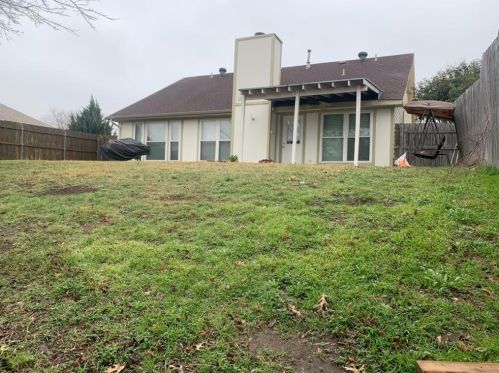 10229 Long Rifle Dr, Fort Worth TX  76108-4158 exterior