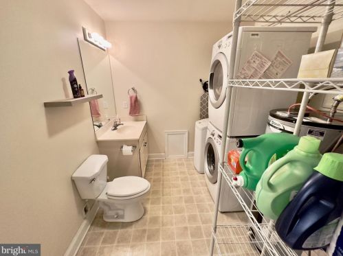 9 Hickory Rd, Carlisle PA 17015-9707 exterior