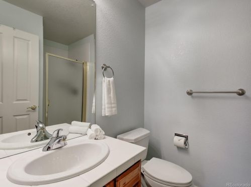 19206 Fair Dr, Aurora CO 80016-3852 exterior