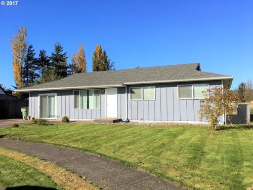 8 Browning Ct, Longview, WA 98632-1919