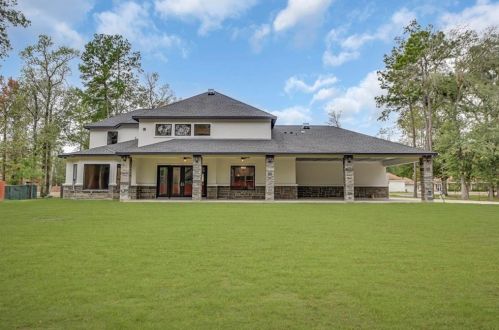 15475 Conroe Dr, Conroe TX  77384-3419 exterior