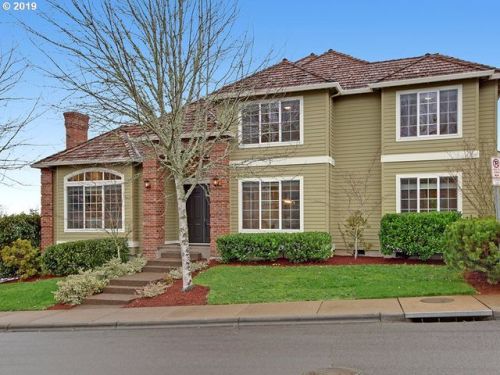 12595 Waker Dr, Portland, OR 97229-8547