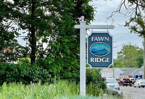 63 Fawn Ridge Ln, Norwalk CT  06851-1136 exterior
