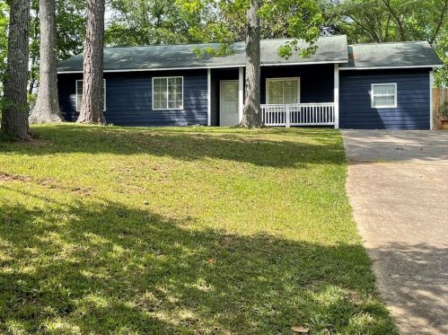 2921 Old Lee Rd, Lithia Springs, GA 30122-3377