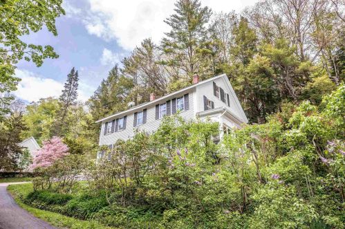9 Laurel Hill St, Wilton, NH 03086-5141