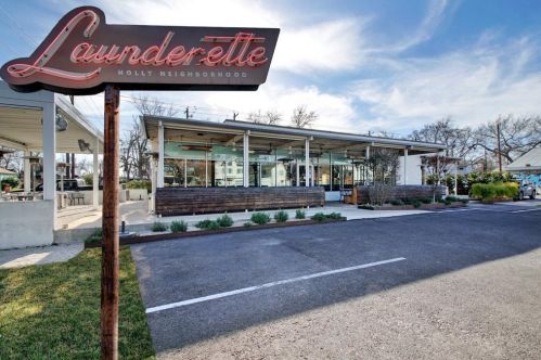 2508 2nd St, Austin TX  78702-4708 exterior