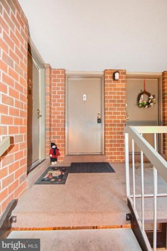 1200 Hampton Hill Ct, Harrisburg, PA 17111-6806