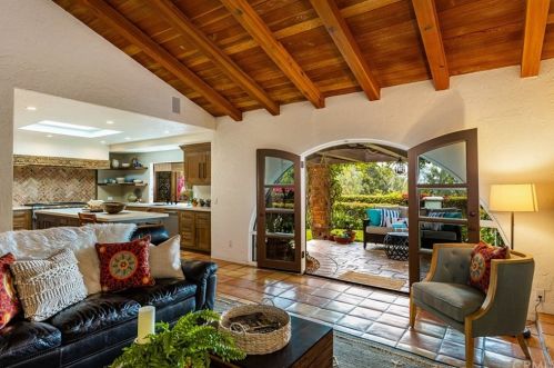 1451 Foothill Blvd, Santa Ana CA 92705-2511 exterior