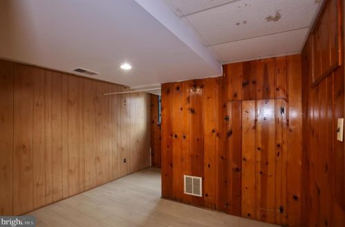 1110 Ruatan St, Silver Spring MD 20903-3319 exterior