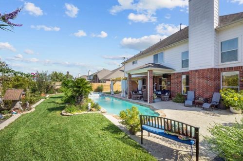 2127 Trinity Mnr Ln, Richmond TX  77469-7255 exterior