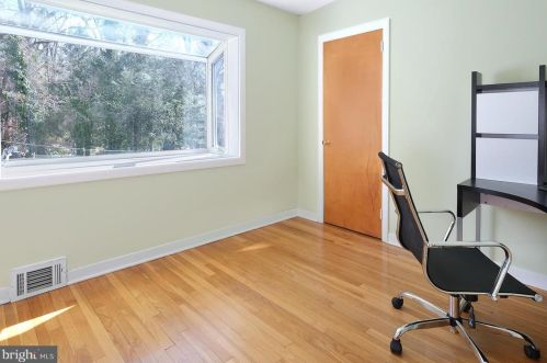 261 State Rd, Princeton NJ  08540-1412 exterior