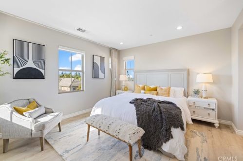 103 Rinaldi, Irvine CA  92620-2865 exterior