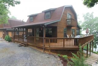 1225 Flat Creek Rd, Pigeon Forge, TN 37876-5856