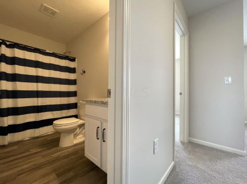 1881 Erika Dr, Springfield OH  45503-5883 exterior