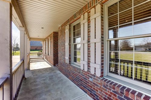 5253 Hearthstone Dr, Springfield OH  45502-8364 exterior
