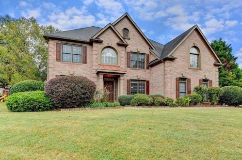 4019 Bogan Bluff Ln, Buford, GA 30519-4504