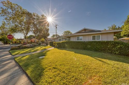 1687 Hooker Oak Ave, Chico, CA 95926-1709