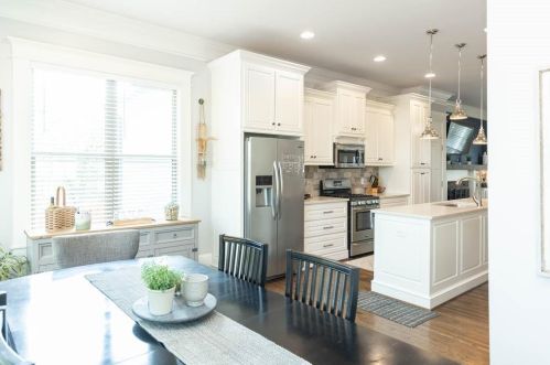 283 Murphy St, Buford, GA 30518-3225