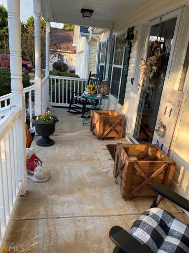 194 Henry Higgins Rd, Jackson, GA 30233-3660
