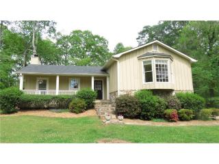 1385 Dallas Cir, Marietta, GA 30064-2911