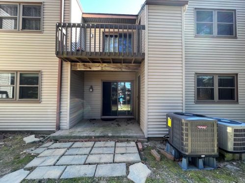 807 Twin Circle Dr, Wapping CT  06074-2618 exterior